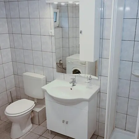 Bogarka Apartmanhaz アパート *